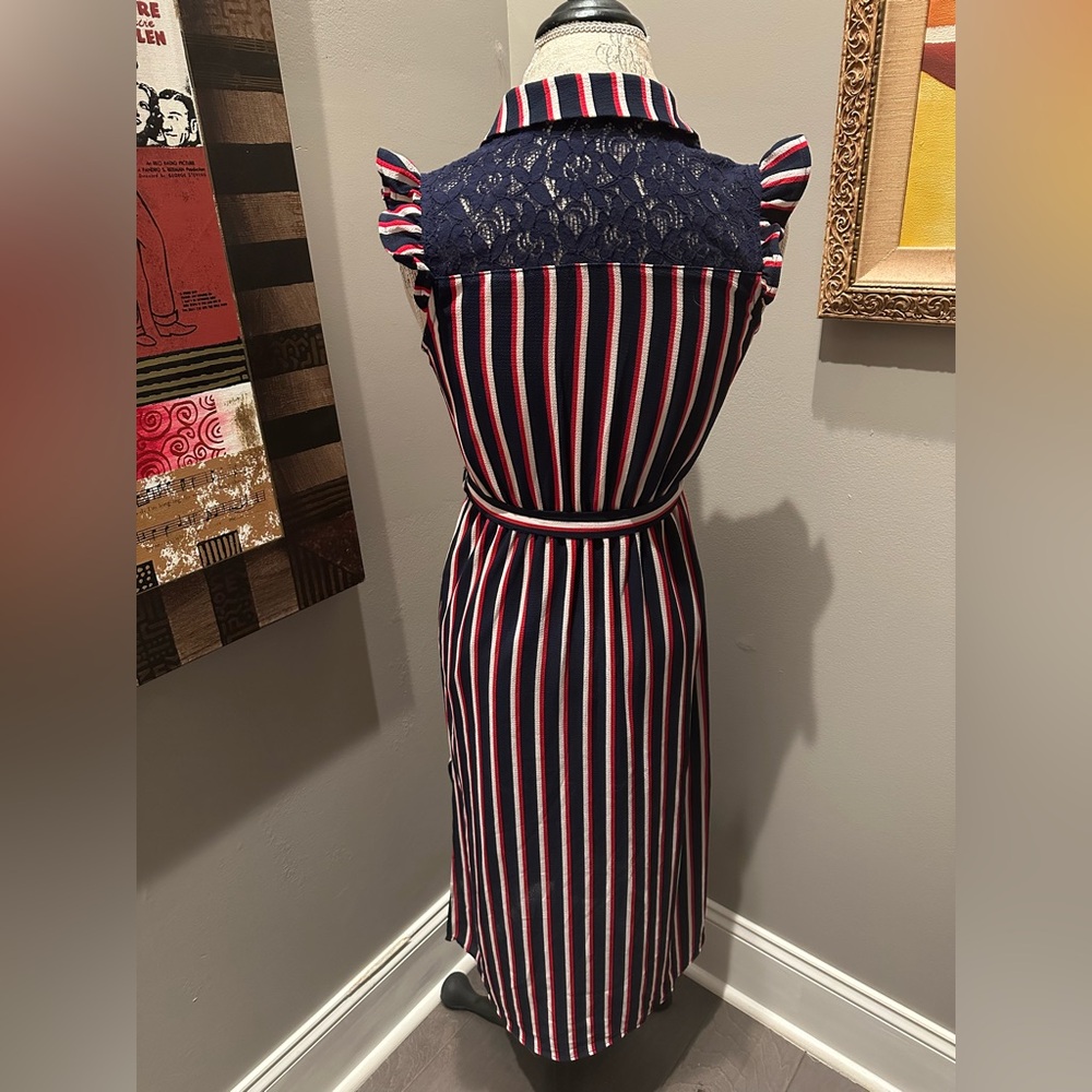 Juniors - Monteau Navy/Red Striped Dress w/Lace Accents EUC - Picture 8 of 11